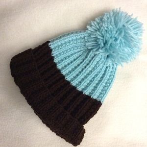 Brand new hand knit dark brown/baby blue tuque